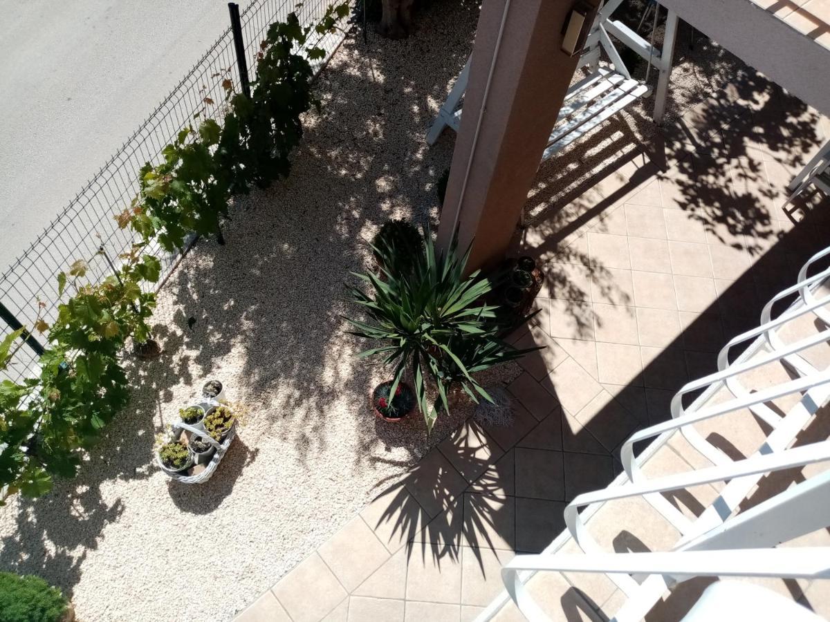 Apartments Anita Frane Vodice Exterior photo