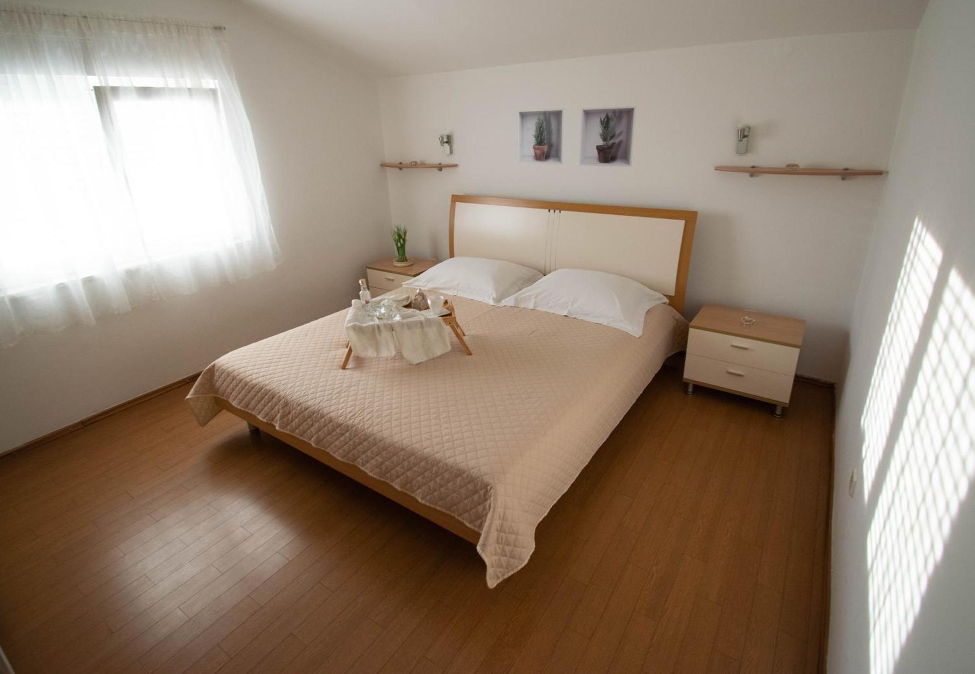 Apartments Anita Frane Vodice Exterior photo