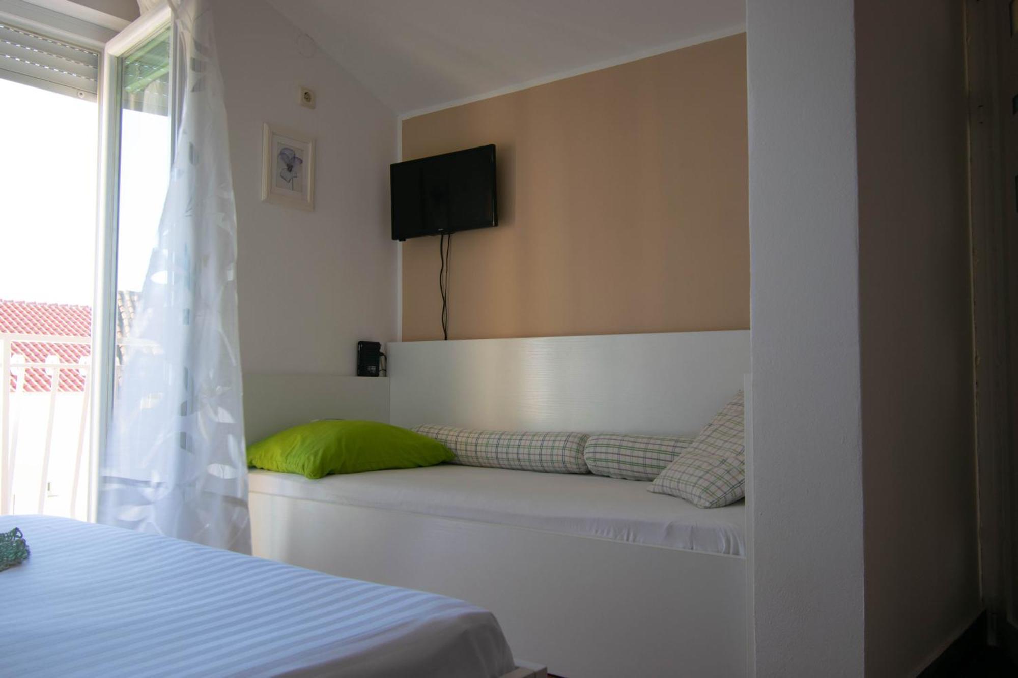 Apartments Anita Frane Vodice Exterior photo